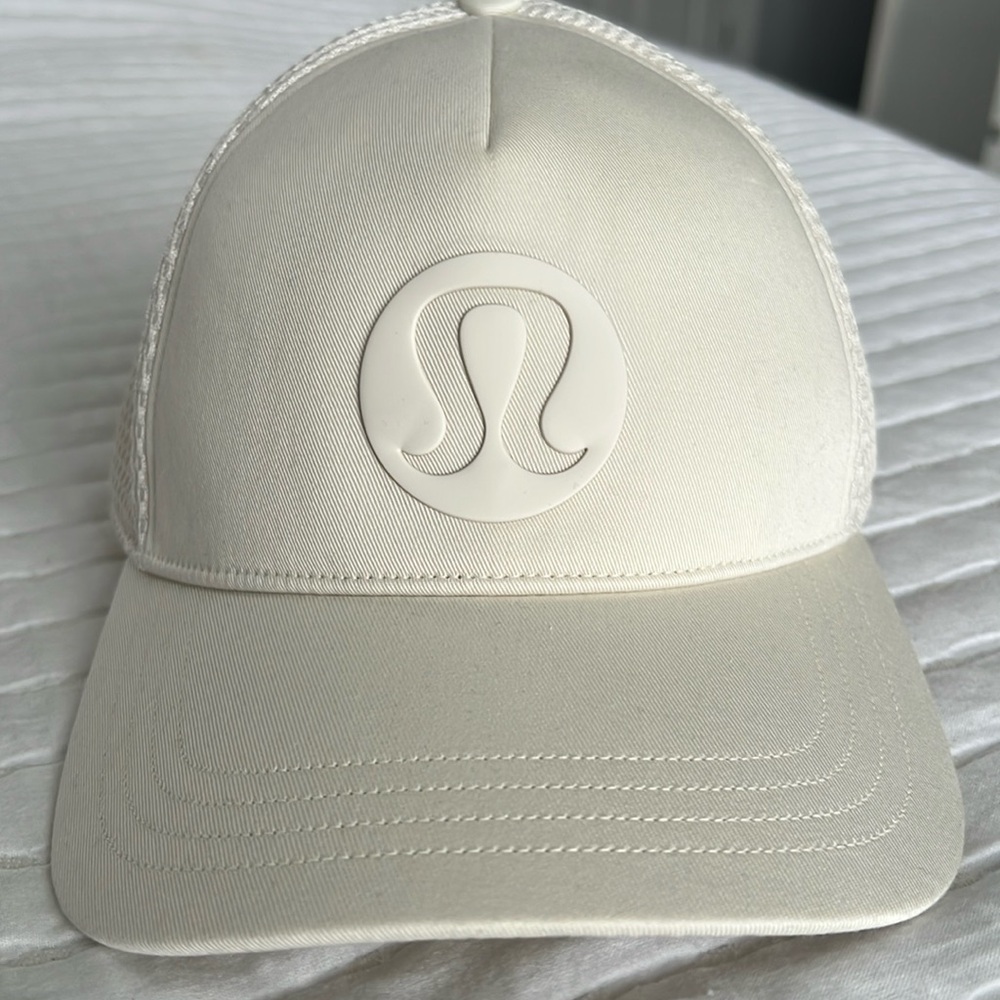 Logo Trucker Hat